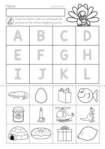 Thanksgiving Math & Literacy Worksheets and Activities for Kindergarten