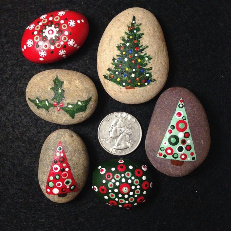 Christmas Mandala Rocks